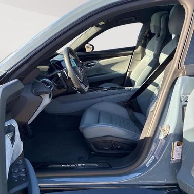 2022 Audi e-tron GT Prestige