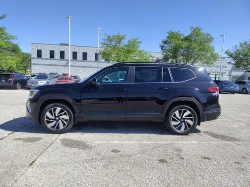 2025 Volkswagen Atlas 2.0T SE