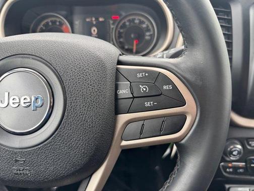 2017 Jeep Cherokee Latitude
