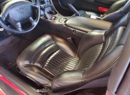 1999 Chevrolet Corvette Base