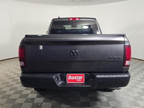 Diamond Black 2021 RAM 1500 Classic SLT