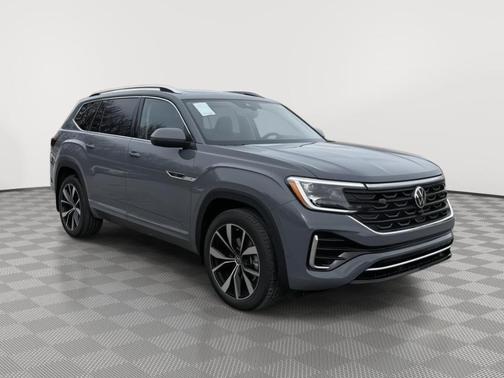 Pure Gray 2026 Volkswagen Atlas 2.0T SEL Premium R-Line