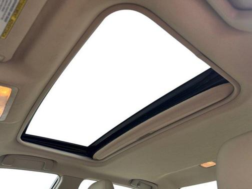 2013 Toyota Camry Hybrid XLE