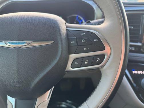 2018 Chrysler Pacifica Hybrid Limited