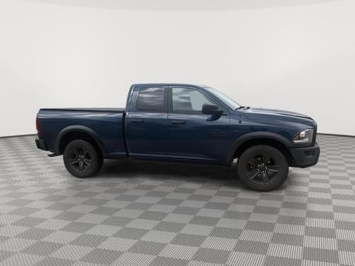 Patriot Blue Pearlcoat 2021 RAM 1500 Classic SLT