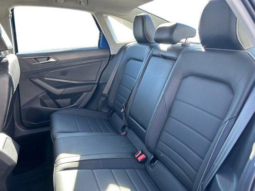 2023 Volkswagen Jetta 1.5T SE