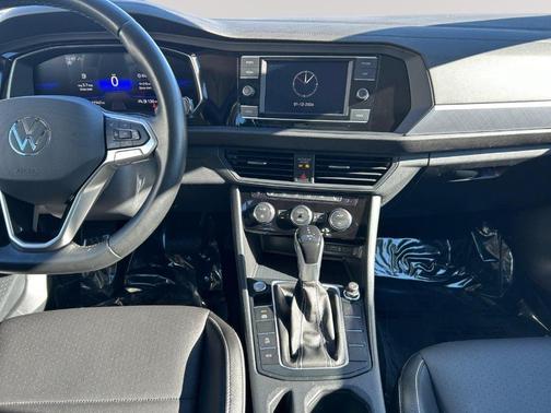 2023 Volkswagen Jetta 1.5T SE