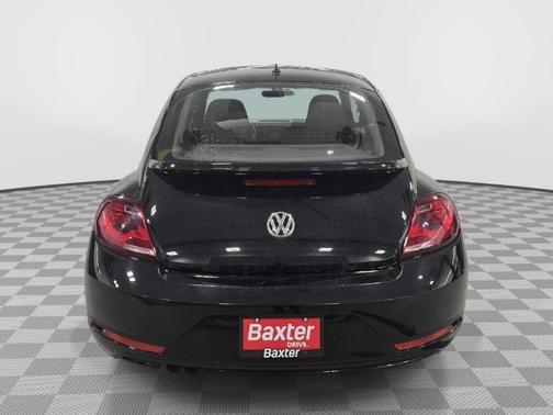 2019 Volkswagen Beetle 2.0T S