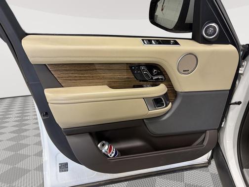 Fuji White 2019 Land Rover Range Rover HSE