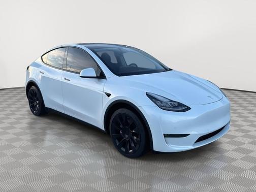2022 Tesla Model Y Long Range