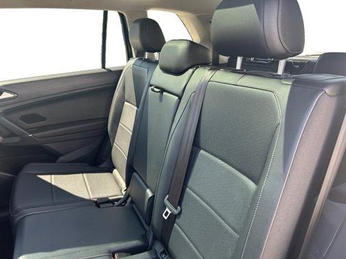 2018 Volkswagen Tiguan 2.0T SE