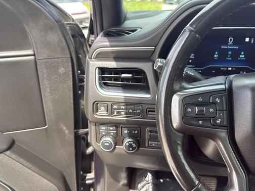 Black 2022 Chevrolet Suburban RST