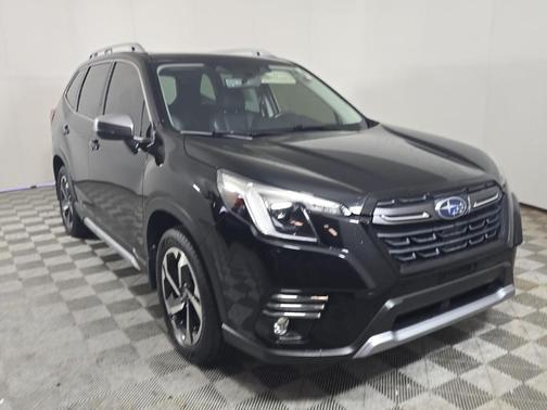 Crystal Black Silica 2022 Subaru Forester Touring