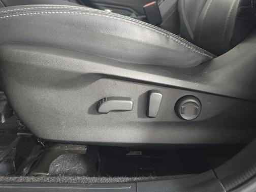 Crystal Black Silica 2022 Subaru Forester Touring