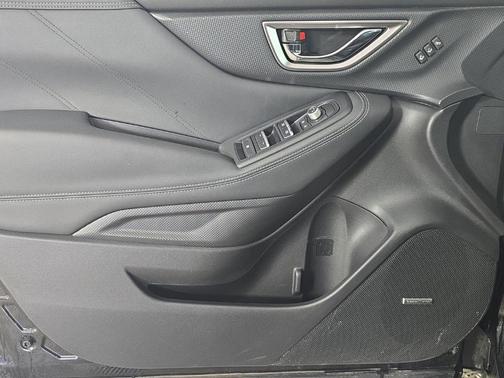 Crystal Black Silica 2022 Subaru Forester Touring