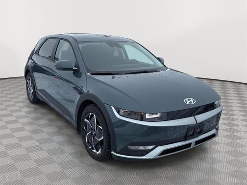 2022 Hyundai IONIQ 5 SE