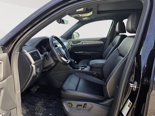 2020 Volkswagen Atlas Cross Sport 3.6L V6 SE w/Technology