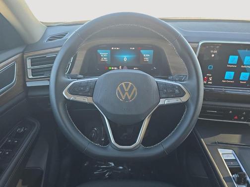 2025 Volkswagen Atlas 2.0T SE