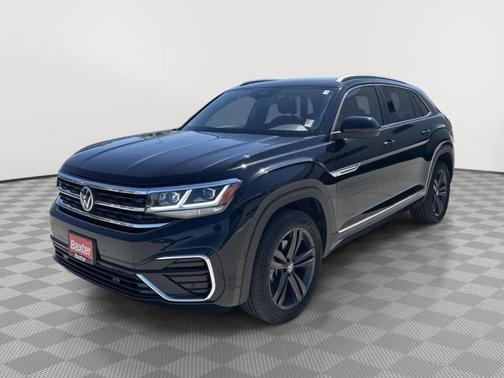 Deep Black Pearl Effect 2022 Volkswagen Atlas Cross Sport 3.6L V6 SEL R-Line