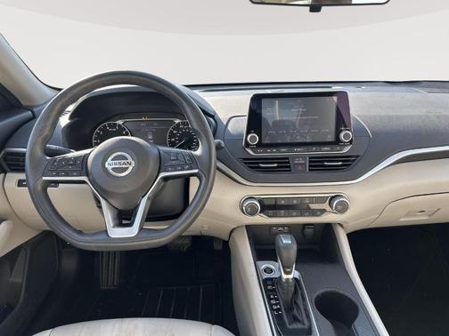 Black 2020 Nissan Altima 2.5 S