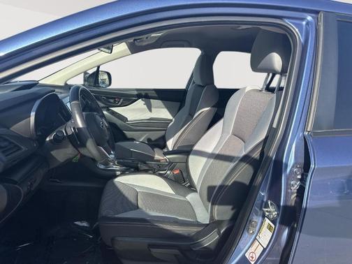 Quartz Blue Pearl 2019 Subaru Crosstrek 2.0i Premium