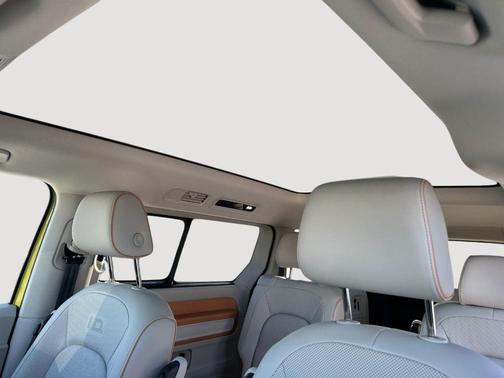 2025 Volkswagen ID. Buzz Pro S Plus