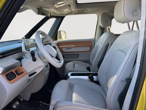 2025 Volkswagen ID. Buzz Pro S Plus