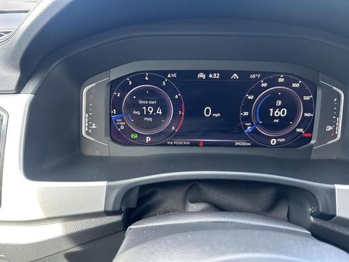 Deep Black Pearl Effect 2023 Volkswagen Atlas 2.0T SE