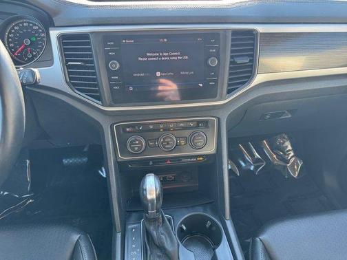 2018 Volkswagen Atlas 3.6L SE w/Technology