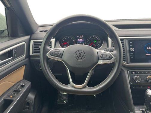 2021 Volkswagen Atlas Cross Sport 2.0T SE w/Technology