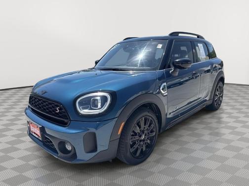 Deep 2022 MINI Countryman Cooper S ALL4