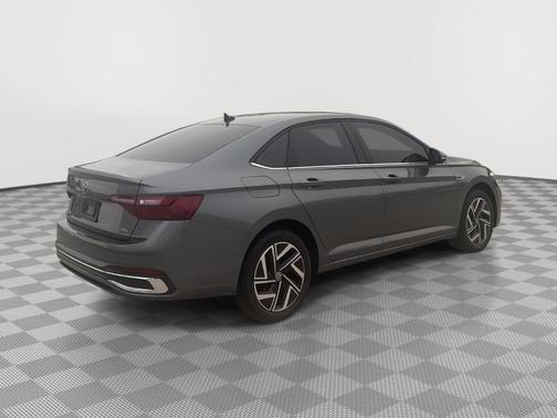Platinum Gray Metallic 2022 Volkswagen Jetta 1.5T SEL