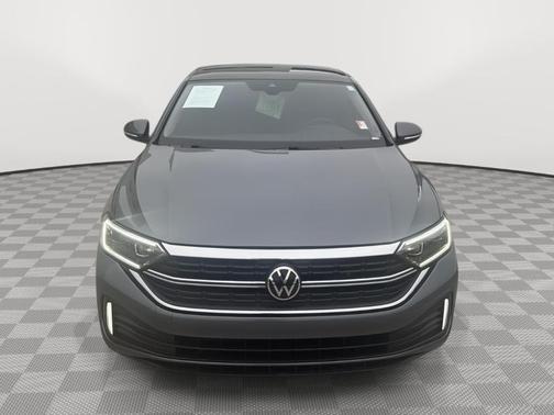Platinum Gray Metallic 2022 Volkswagen Jetta 1.5T SEL