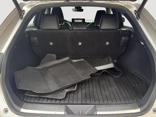 Titanium Glow 2022 Toyota Venza XLE