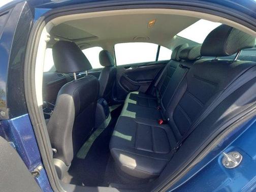 2016 Volkswagen Jetta 1.8T SEL