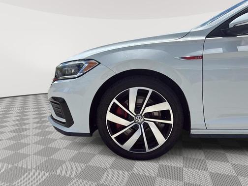 Pure White 2019 Volkswagen Jetta GLI 2.0T S