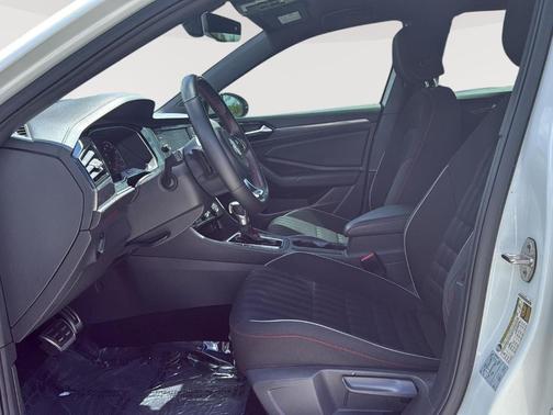 Pure White 2019 Volkswagen Jetta GLI 2.0T S