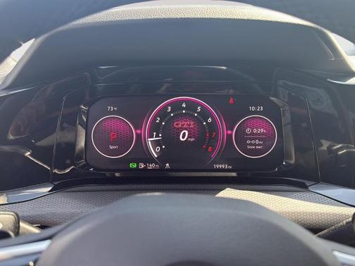 Oryx White Pearl Effect 2022 Volkswagen Golf GTI 2.0T S