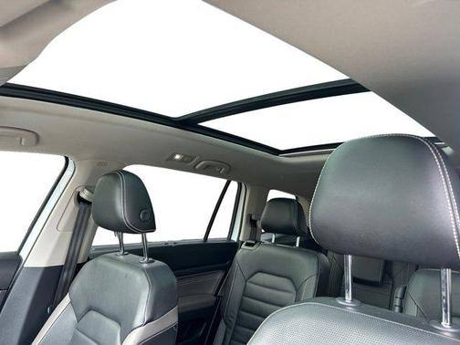 2021 Volkswagen Atlas 3.6 V6 SEL Premium R-Line