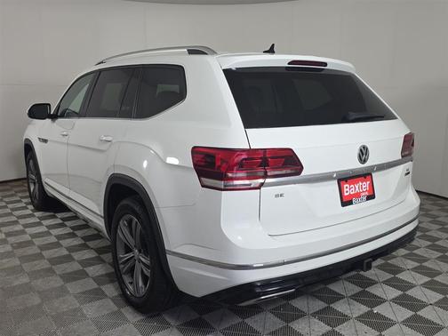 Pure White 2019 Volkswagen Atlas 3.6 V6 SE R-Line