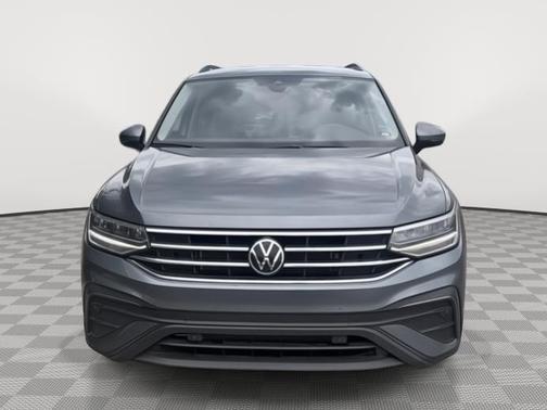 Platinum Gray Metallic 2023 Volkswagen Tiguan 2.0T S