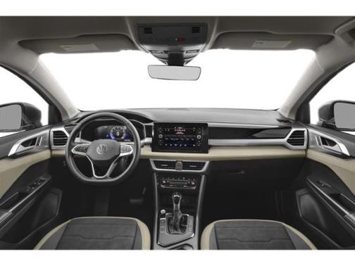 Pure White 2026 Volkswagen Taos 1.5T SE