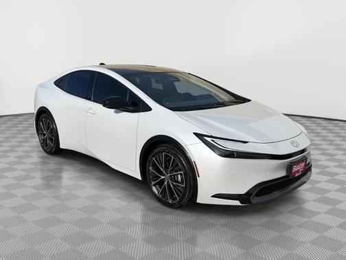 2024 Toyota Prius XLE