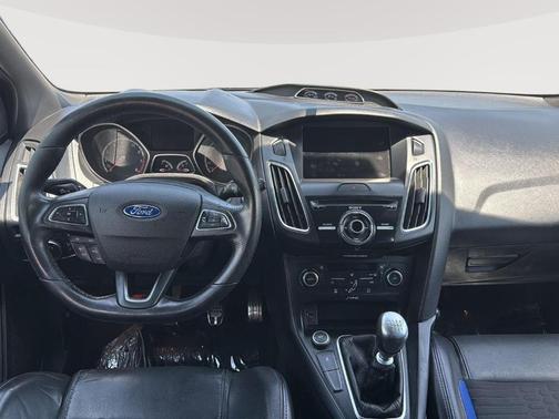 Magnetic 2015 Ford Focus ST Base