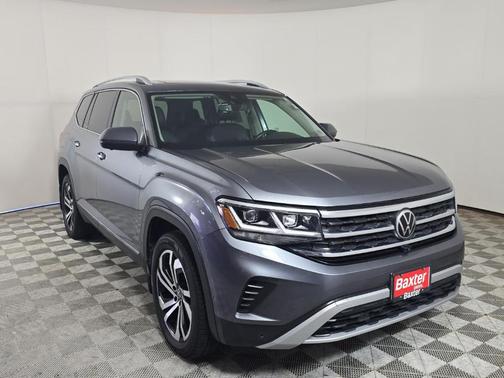 Platinum Gray Metallic 2021 Volkswagen Atlas 2.0T SEL Premium