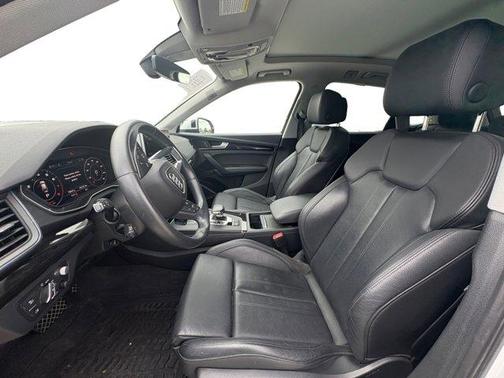2019 Audi Q5 2.0T Prestige
