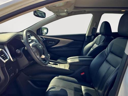 Pearl White 2016 Nissan Murano SL