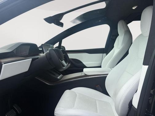 Black 2022 Tesla Model X Base