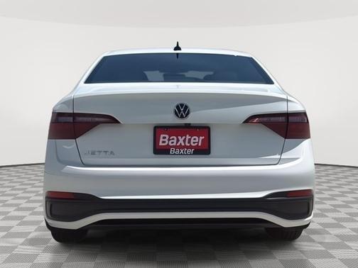Pure White 2022 Volkswagen Jetta 1.5T Sport