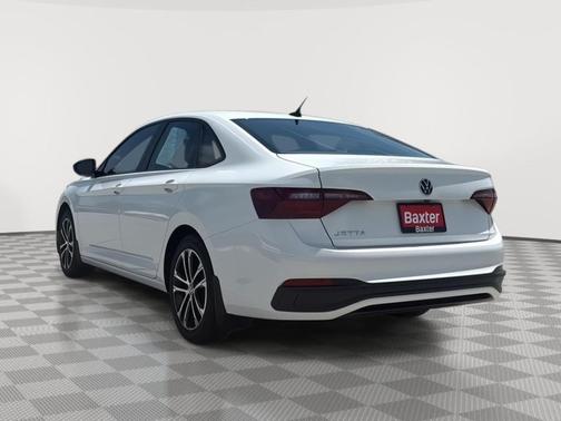 Pure White 2022 Volkswagen Jetta 1.5T Sport